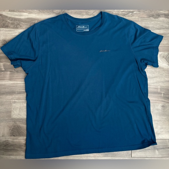 Eddie Bauer Embroidered Logo T-Shirt XL - Picture 1 of 5